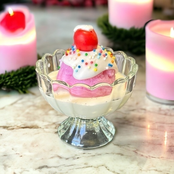 ⚠️SALE Candle // Handmade Pink Ice Cream And Sprinkles Candle SEND OFFERS🥳 - Picture 3 of 5